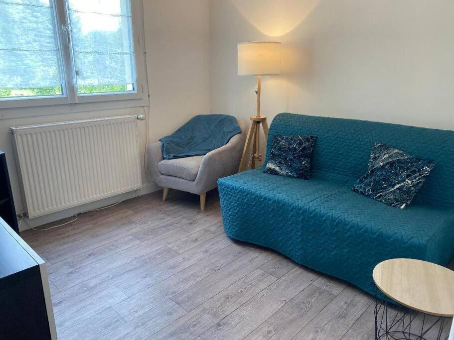 Petite Maison En Auvergne Giat Экстерьер фото